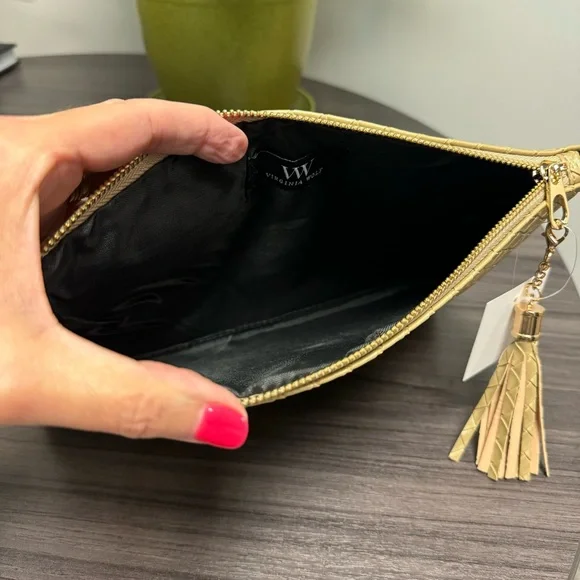 🔥HP🔥NWT Virginia Wolf Clutch Bag Woven Vegan Leather Gold - Picture 4 of 6